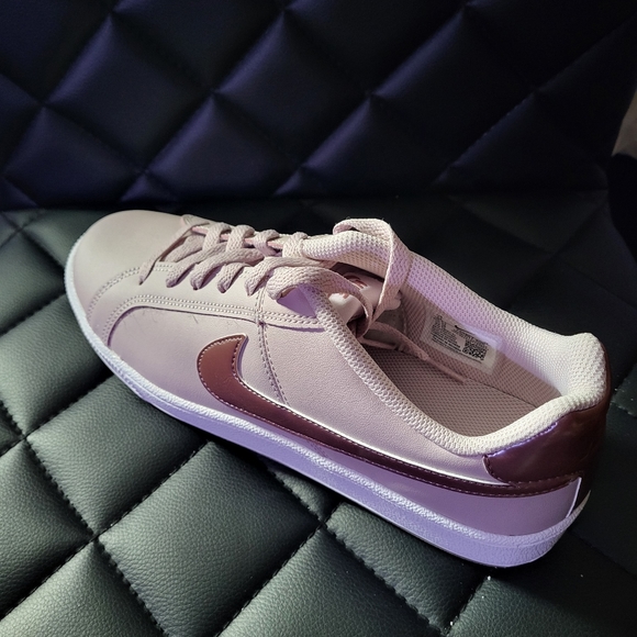 Size 11 W - Nike Court Royale 'Smoky Mauve' - Picture 3 of 7